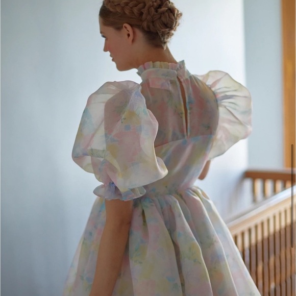 Selkie Royal Puff Dress in Pastel Sweetcorn size M - Picture 7 of 17